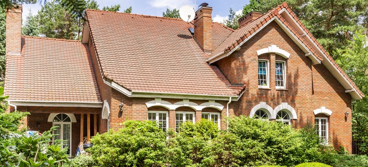 Exterior view of cottage style house.